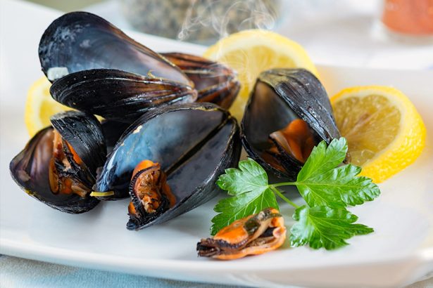 The famous mussels of the region and their nutritional value